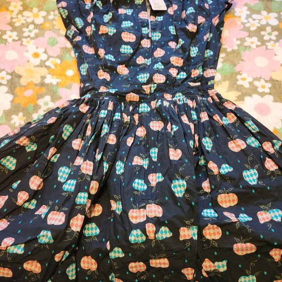 Bernie Dexter Pears and Apples Dress NWT - Picture 1 of 3